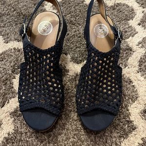 SO navy blue espadrilles sandals